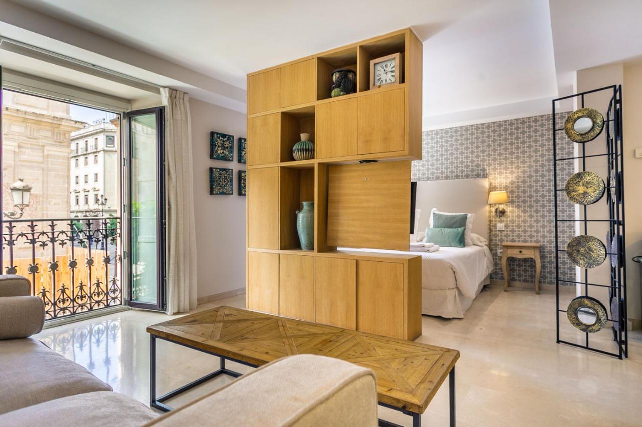 Apartamento Living By Cathedral Σεβίλλη Εξωτερικό φωτογραφία