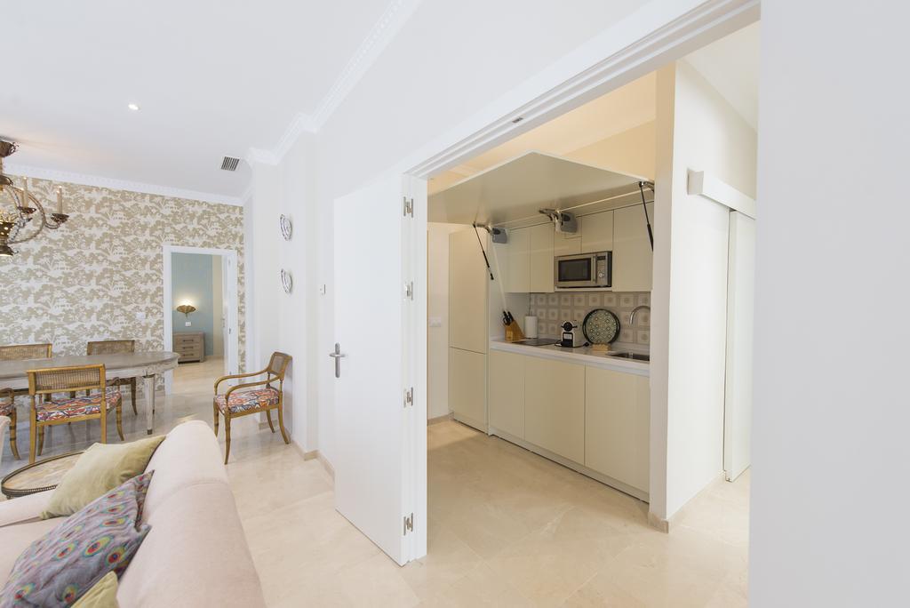 Apartamento Living By Cathedral Σεβίλλη Εξωτερικό φωτογραφία