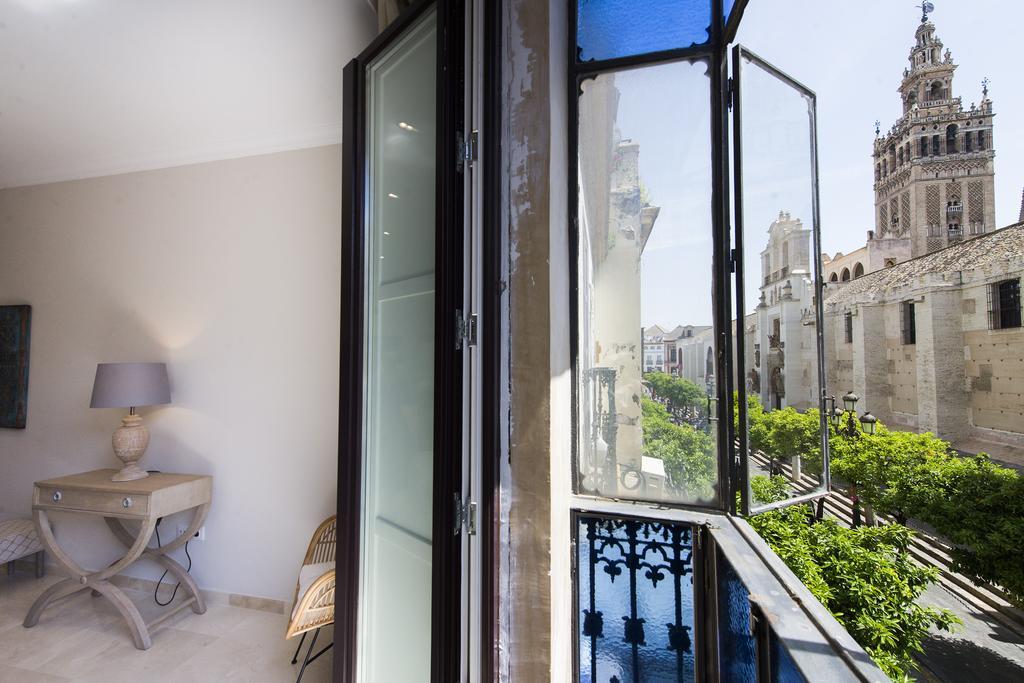 Apartamento Living By Cathedral Σεβίλλη Εξωτερικό φωτογραφία