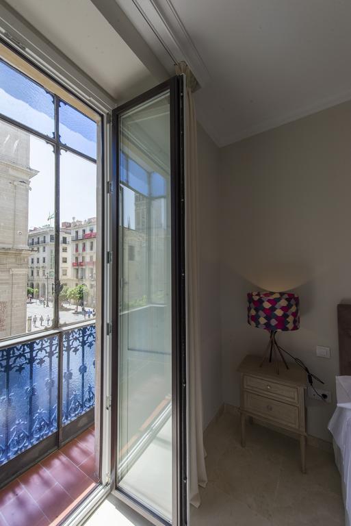 Apartamento Living By Cathedral Σεβίλλη Εξωτερικό φωτογραφία